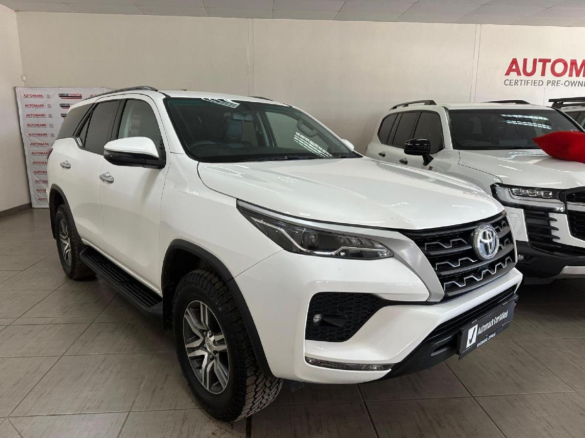 2022 Toyota Fortuner 2.4 GD-6 Raised Body