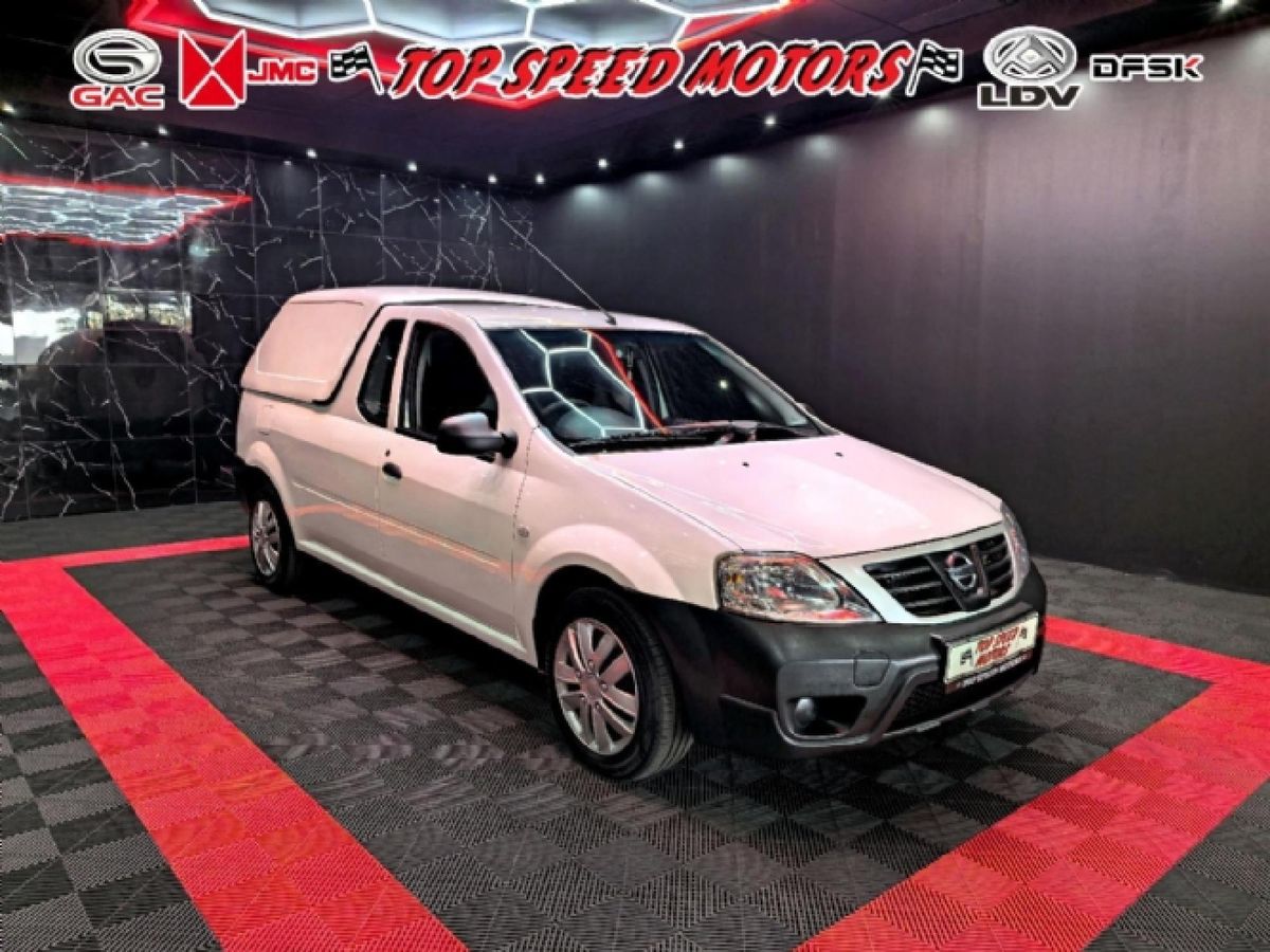 2019 Nissan NP200 1.6 A/C Safety Pack