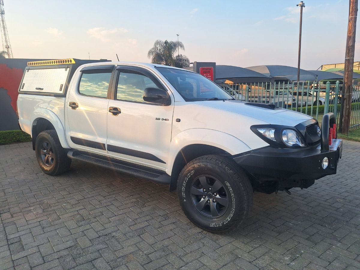 2011 Toyota Hilux 3.0 D-4D Raider 4x4 Double Cab, Manual
