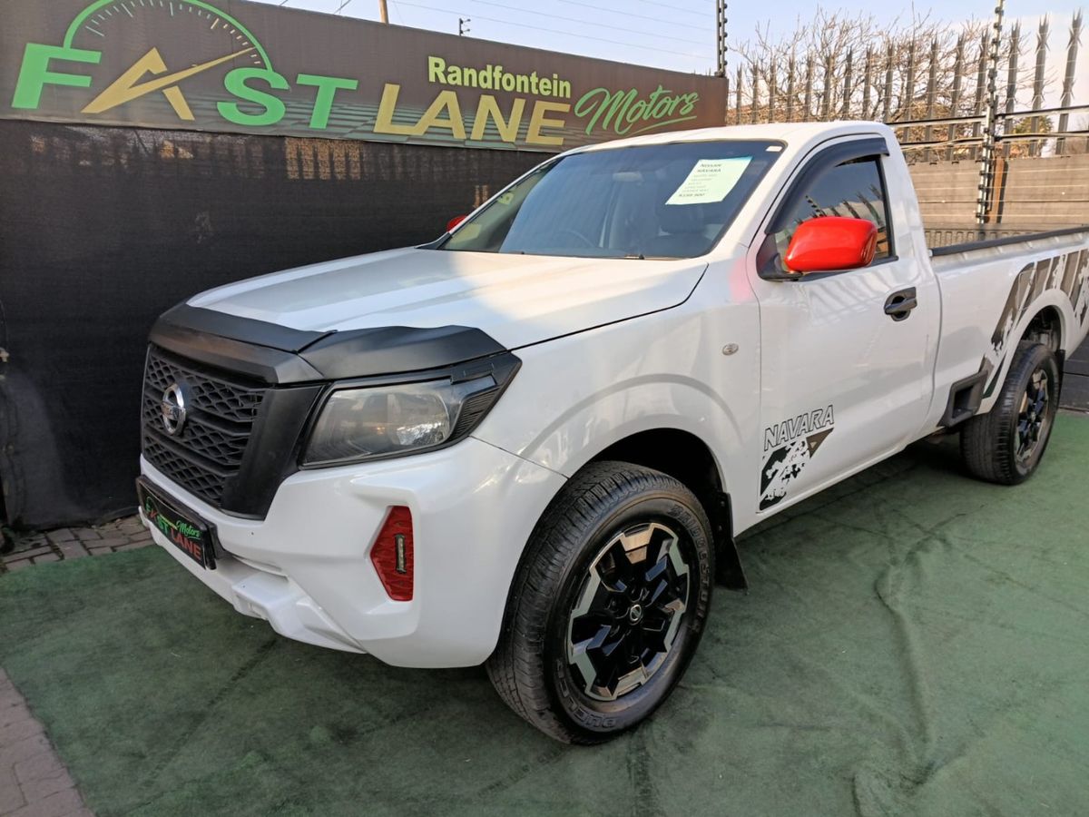 2022 Nissan Navara 2.5 DE XE Single-Cab