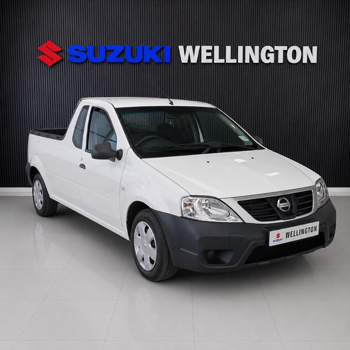 2022 Nissan NP200 1.6 A/C Safety Pack