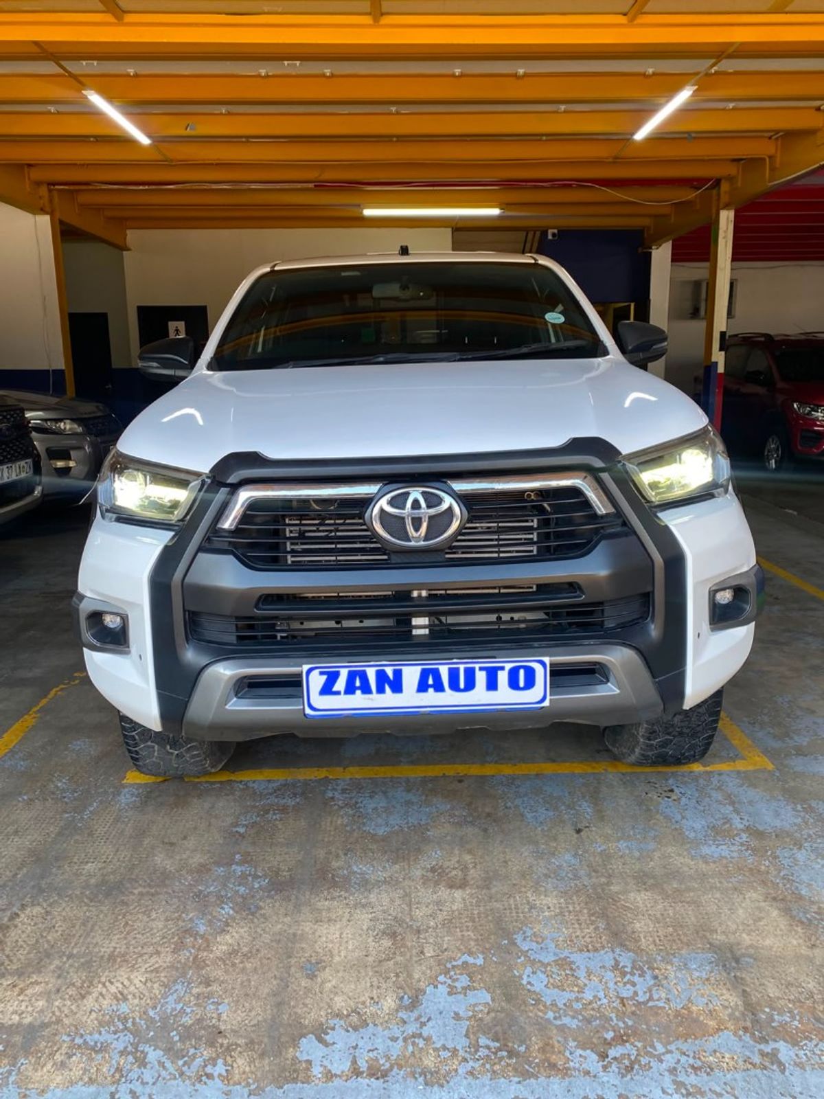 2020 Toyota Hilux 2.8 Legend 4x4 Auto Extended Cab