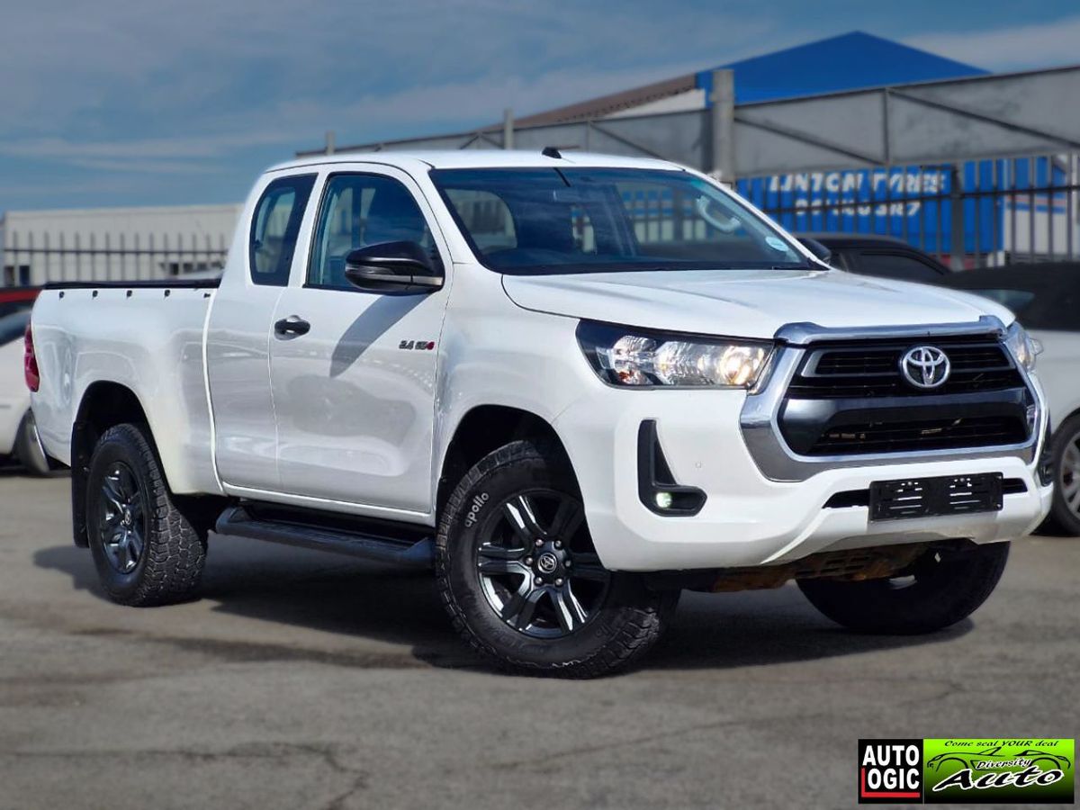 2023 Toyota Hilux 2.4 GD-6 Raised Body Raider Extended Cab