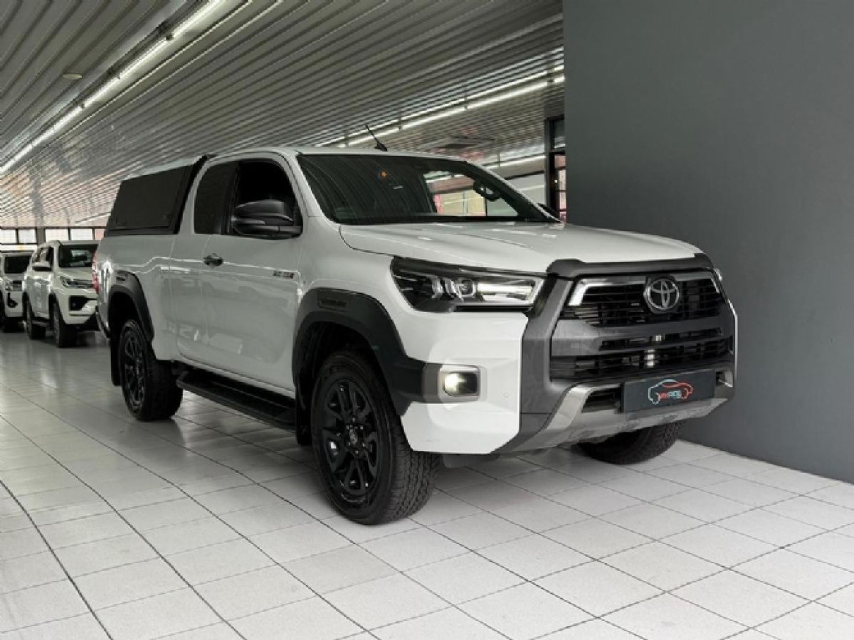 2024 Toyota Hilux 2.8 GD-6 Raised Body Legend 4x4 Auto Extended Cab