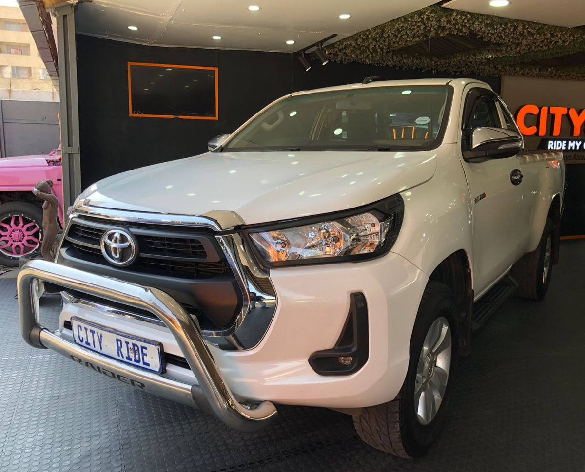 2016 Toyota Hilux 2.7 VVTi Raised Body SRX Single-Cab