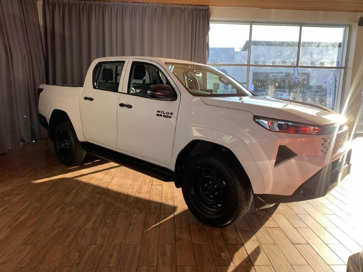 2026 Toyota Hilux 2.8 GD-6 RB SRX Auto Double-Cab