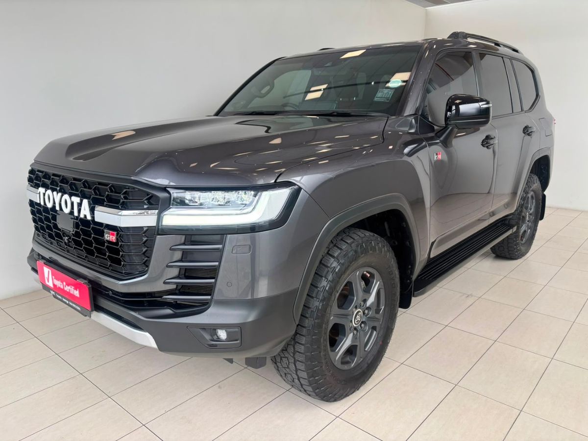 2023 Toyota Land Cruiser 300 V6 3.3 D GR-S