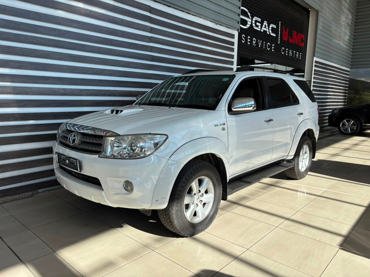 2011 Toyota Fortuner 3.0 D-4D Raised Body Auto