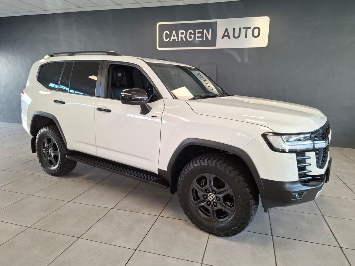 2023 Toyota Land Cruiser 300 V6 3.3 D GR-S