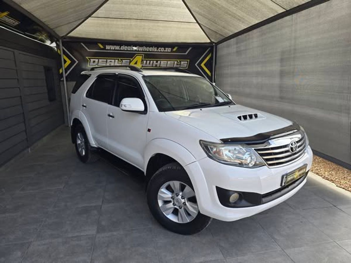 2014 Toyota Fortuner 2.5 D-4D Raised Body Auto
