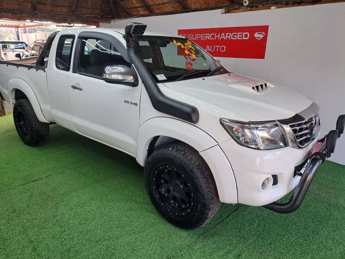 2012 Toyota Hilux 3.0 D-4D Raider Xtra-Cab