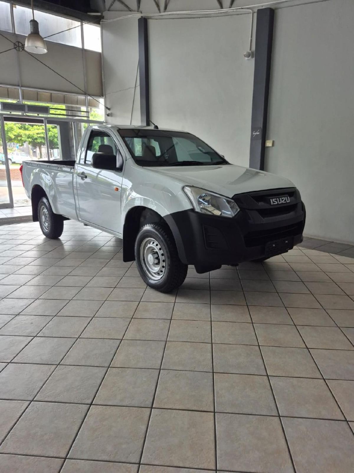 2025 Isuzu D-Max 250C Fleetside Single-Cab