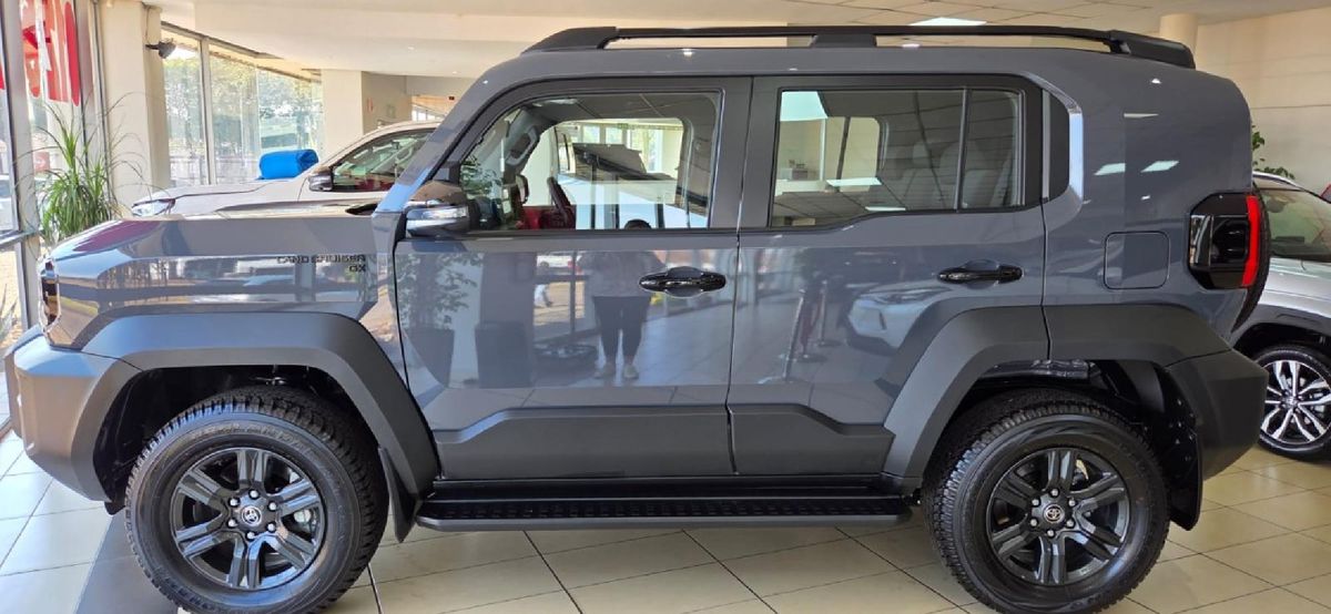 2026 Toyota Land Cruiser FJ 2.7 GX Auto