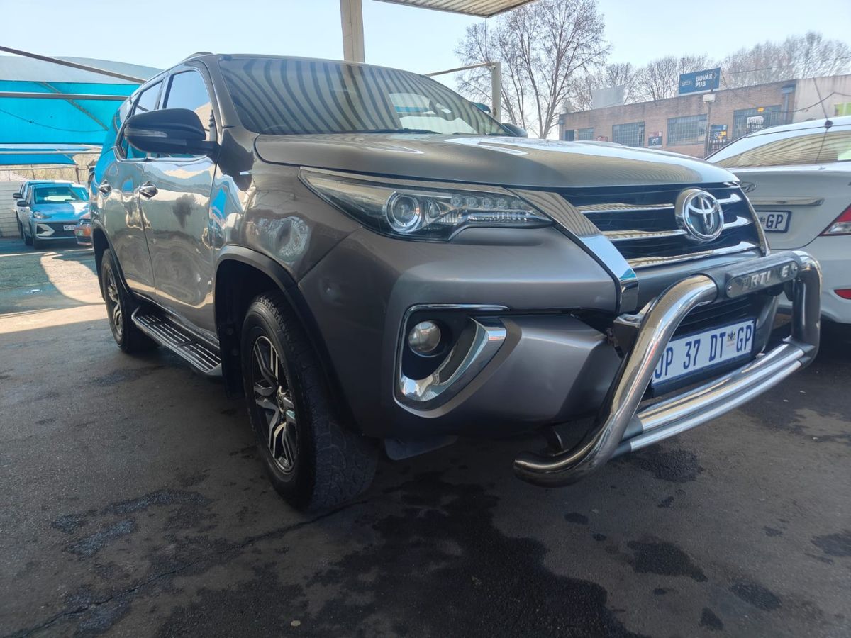 2017 Toyota Fortuner 2.8 GD-6 Raised Body Auto