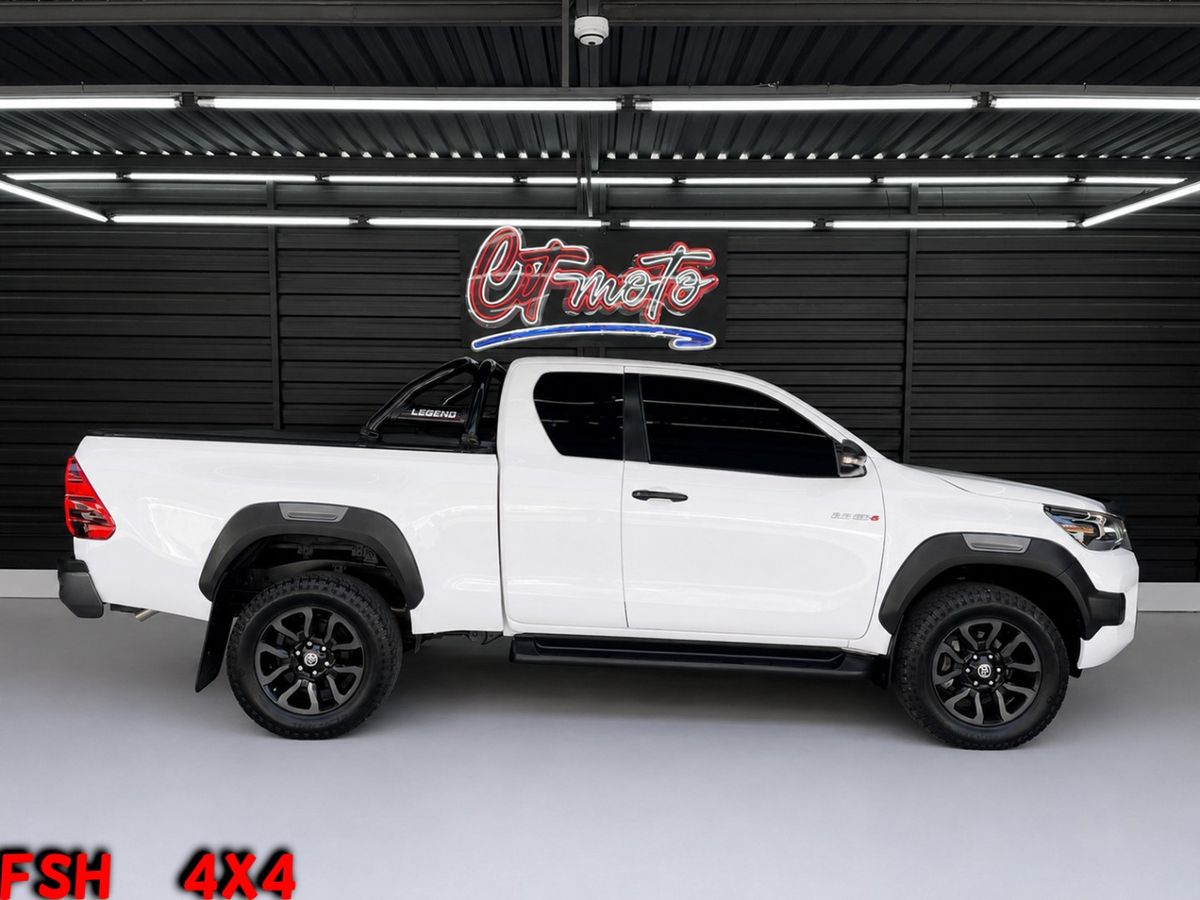 2021 Toyota Hilux 2.8 GD-6 Raised Body Legend 4x4 Auto Extended Cab