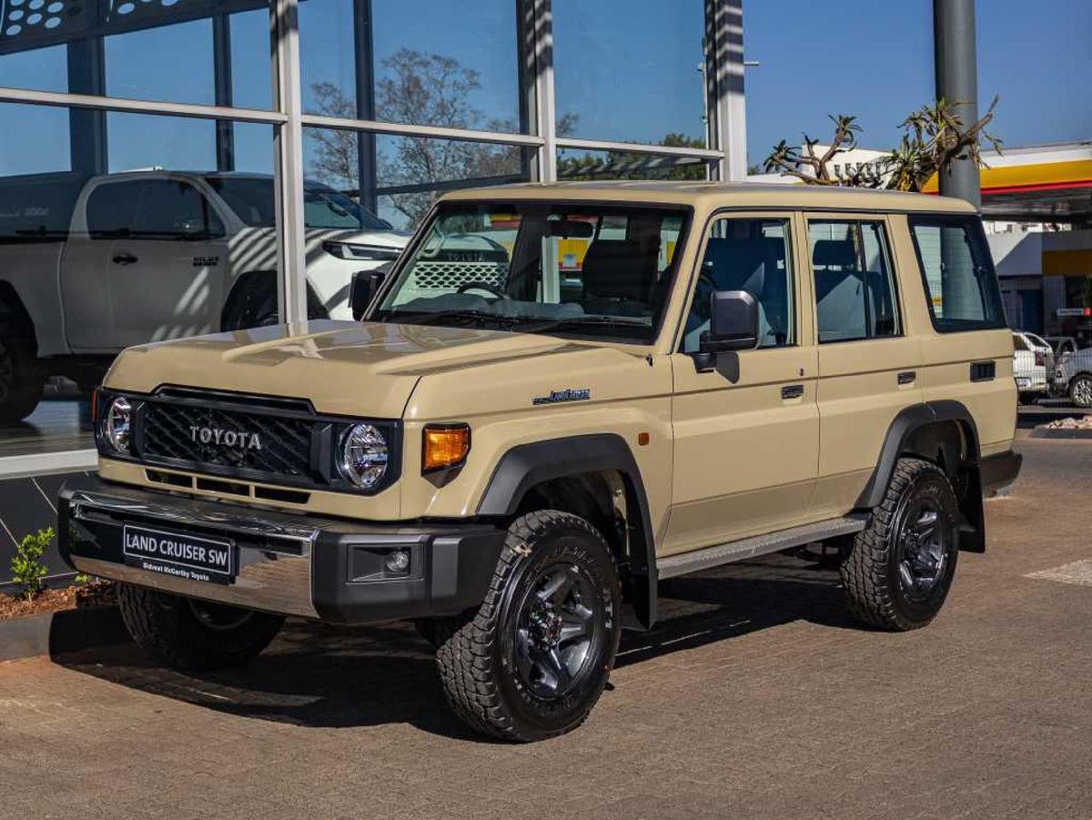 2026 Toyota Land Cruiser 76 2.8 GD-6 Station Wagon