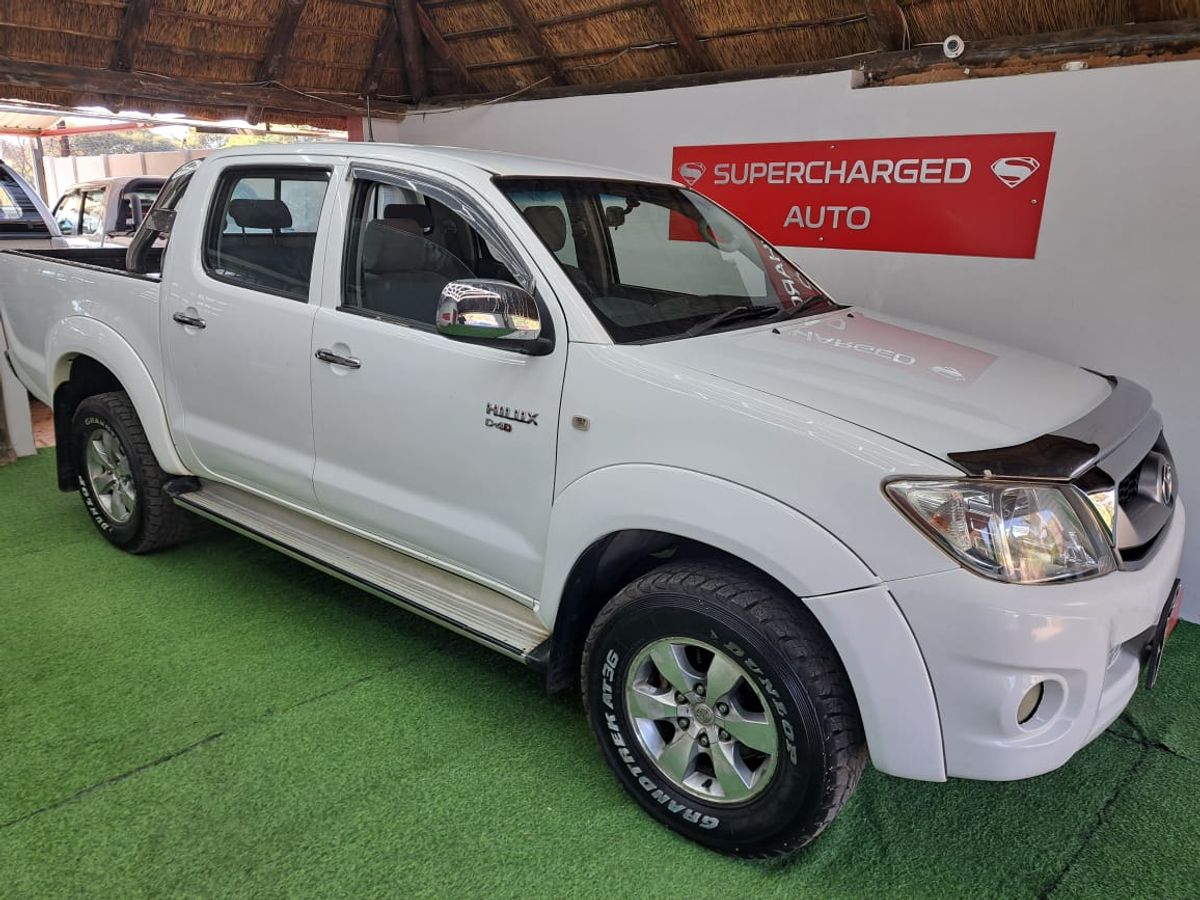 2009 Toyota Hilux 2.5 D-4D Raider Raised Body Double-Cab