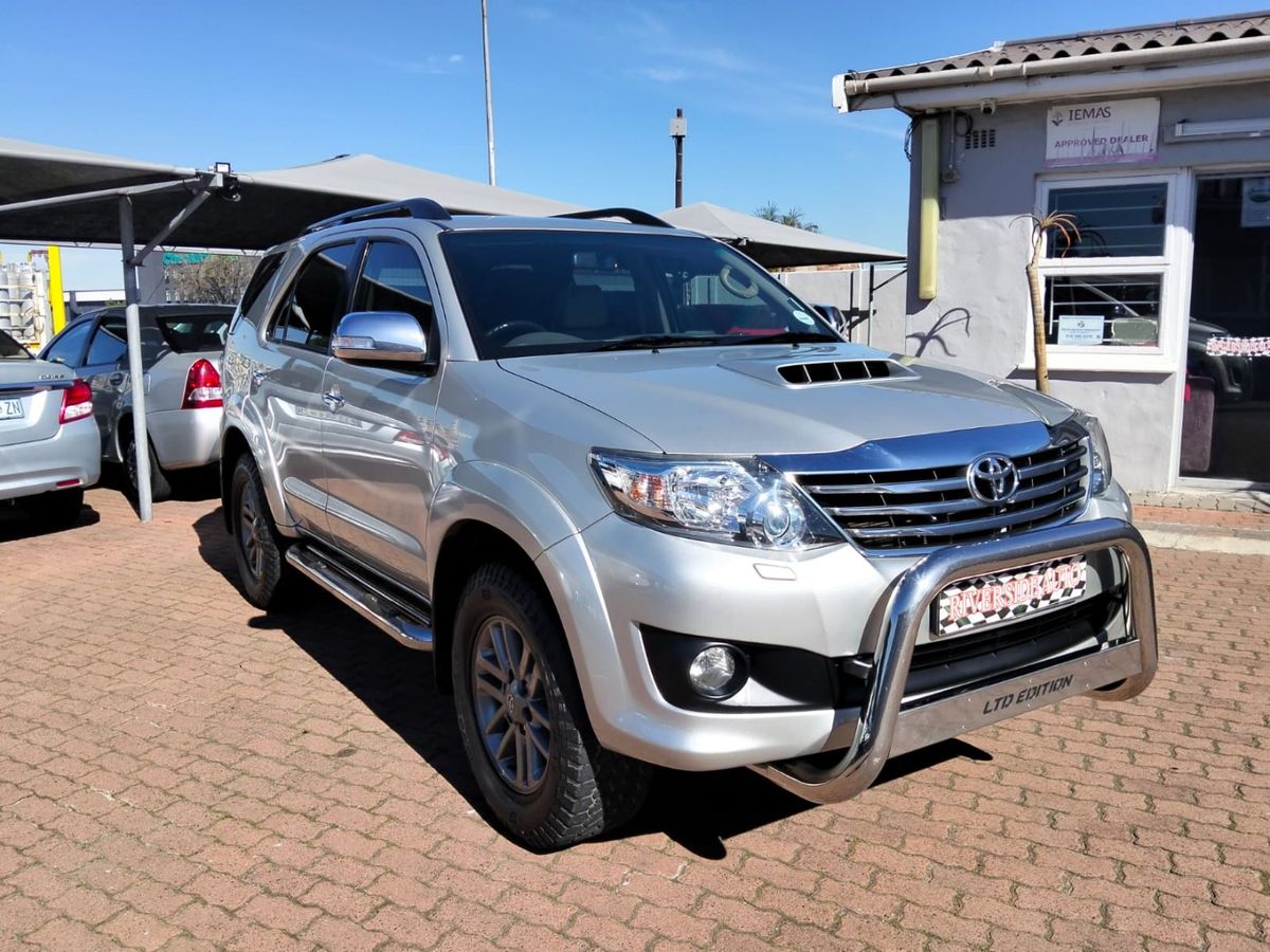 2013 Toyota Fortuner 3.0 D-4D Raised Body Auto