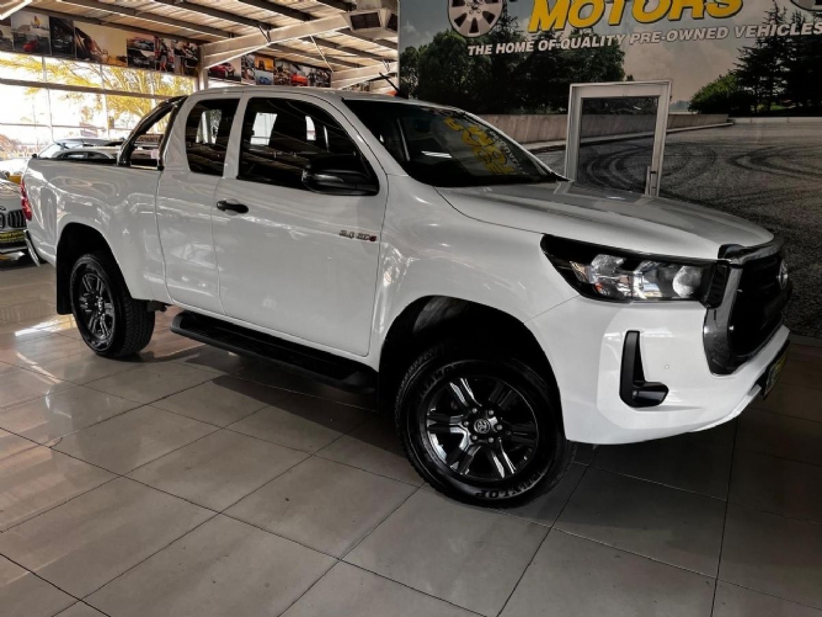 2022 Toyota Hilux 2.4 GD-6 Raised Body Raider Extended Cab