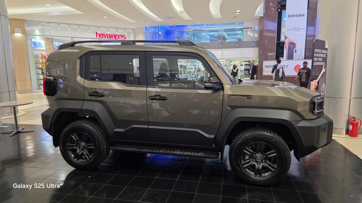 2026 Toyota Land Cruiser FJ 2.7 GX AT