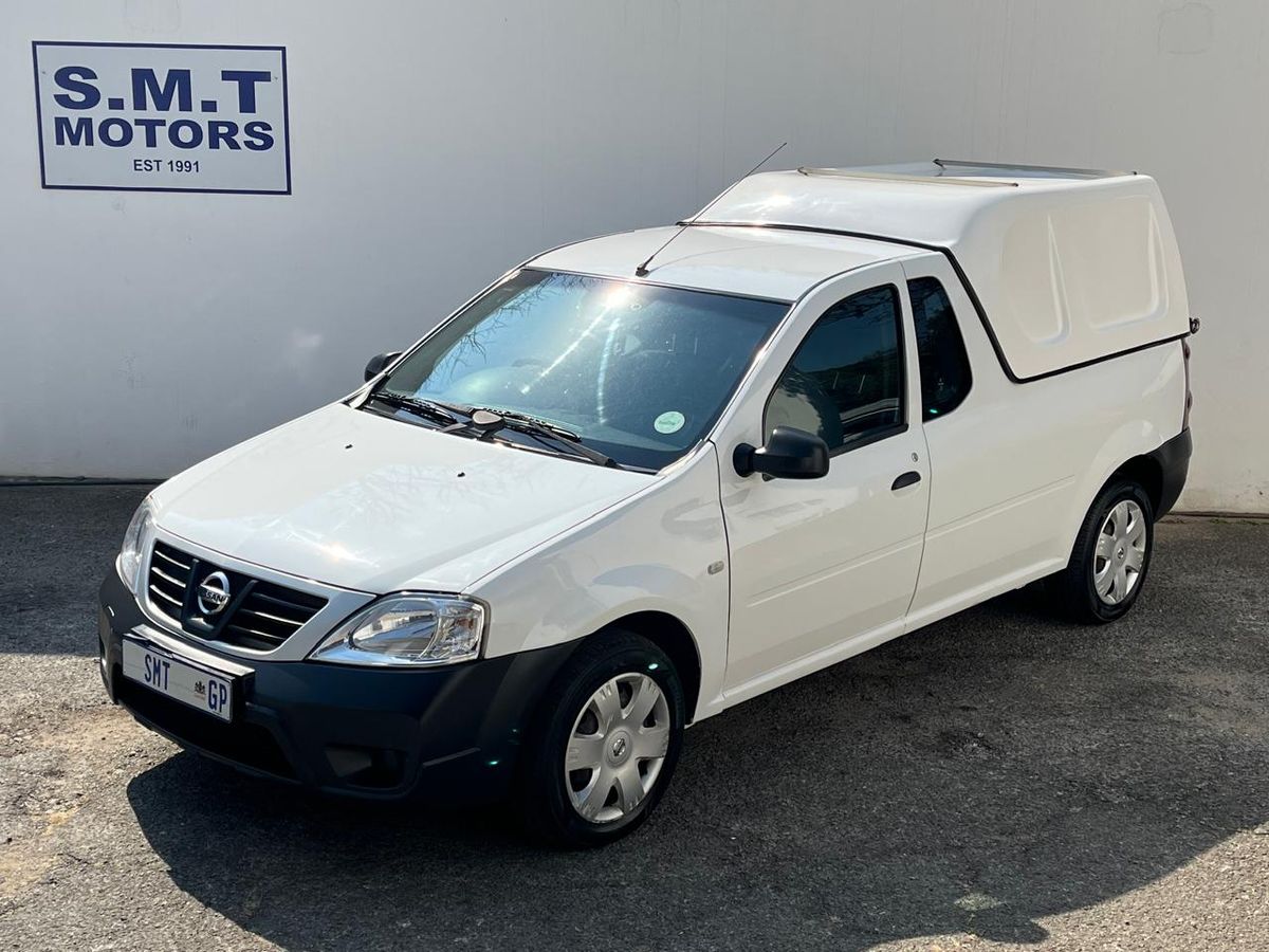 2019 Nissan NP200 1.6 A/C Safety Pack