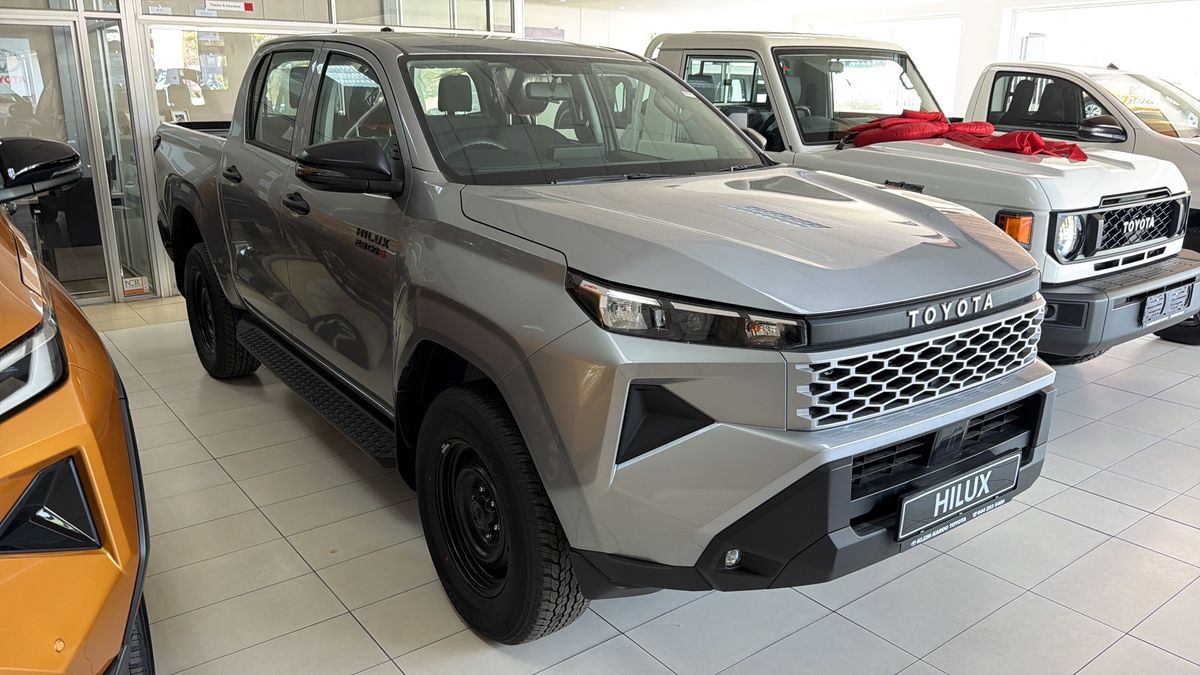 2026 Toyota Hilux 2.8 GD-6 RB SRX 4x4 Auto Double-Cab