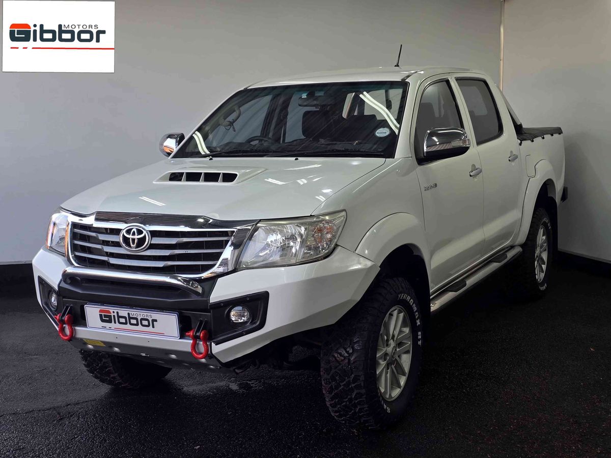 2014 Toyota Hilux 3.0 D-4D Legend 45 4x4 Auto Double-Cab