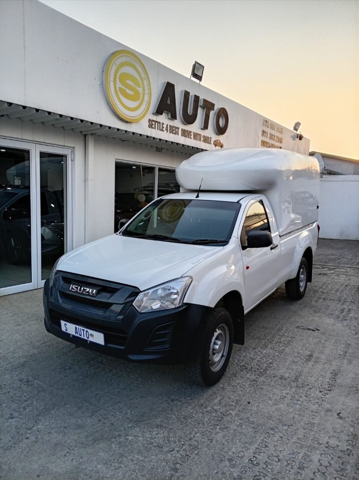 2022 Isuzu KB 250