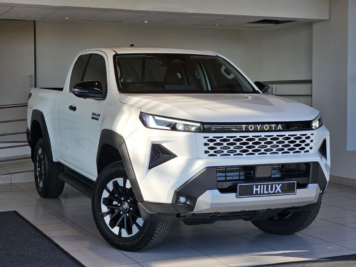 2026 Toyota Hilux 2.8 GD-6 RB Raider X 4x4 Auto Extended Cab