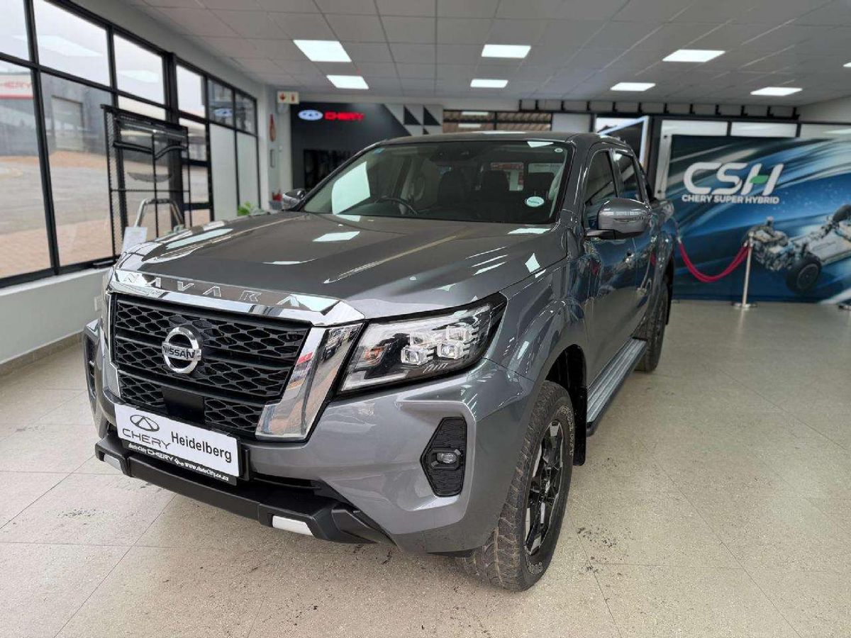 2023 Nissan Navara 2.5 DDTi LE Plus 4X4 Auto Double-Cab