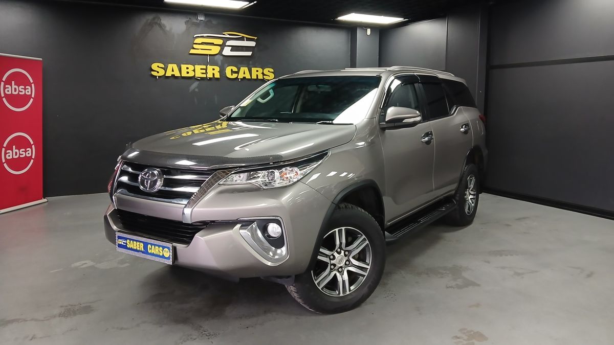 2017 Toyota Fortuner 2.4 GD-6 Raised Body
