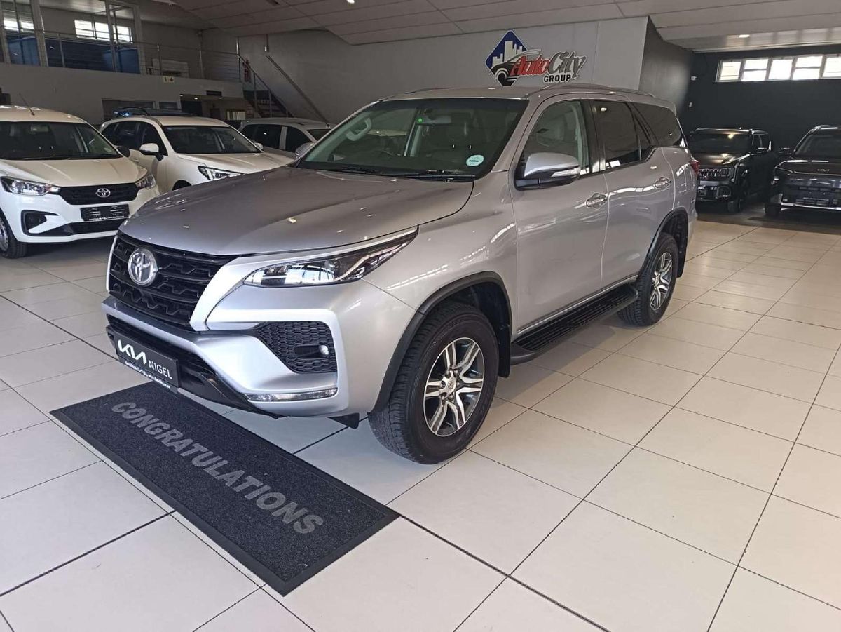 2022 Toyota Fortuner 2.4 GD-6 Raised Body Auto