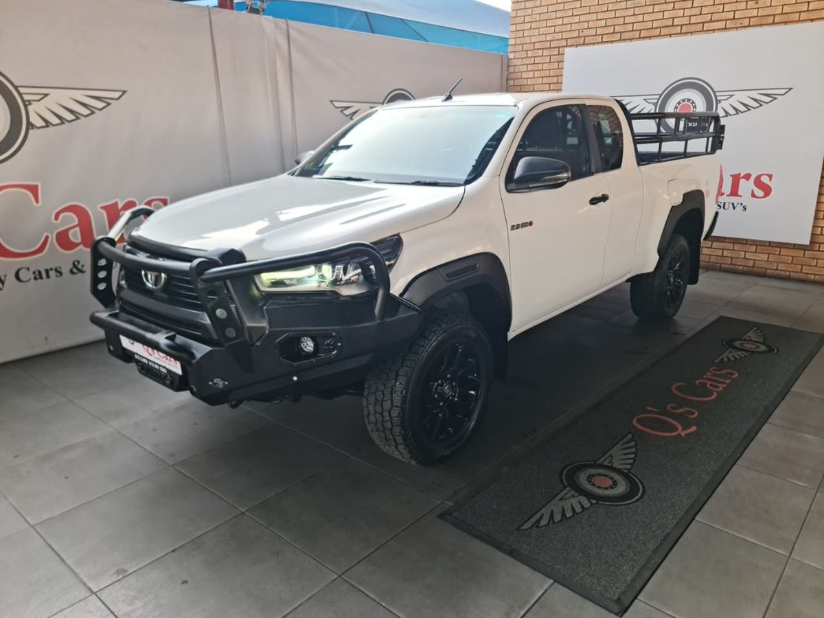 2022 Toyota Hilux 2.8 GD-6 Raised Body Legend 4x4 Auto Extended Cab