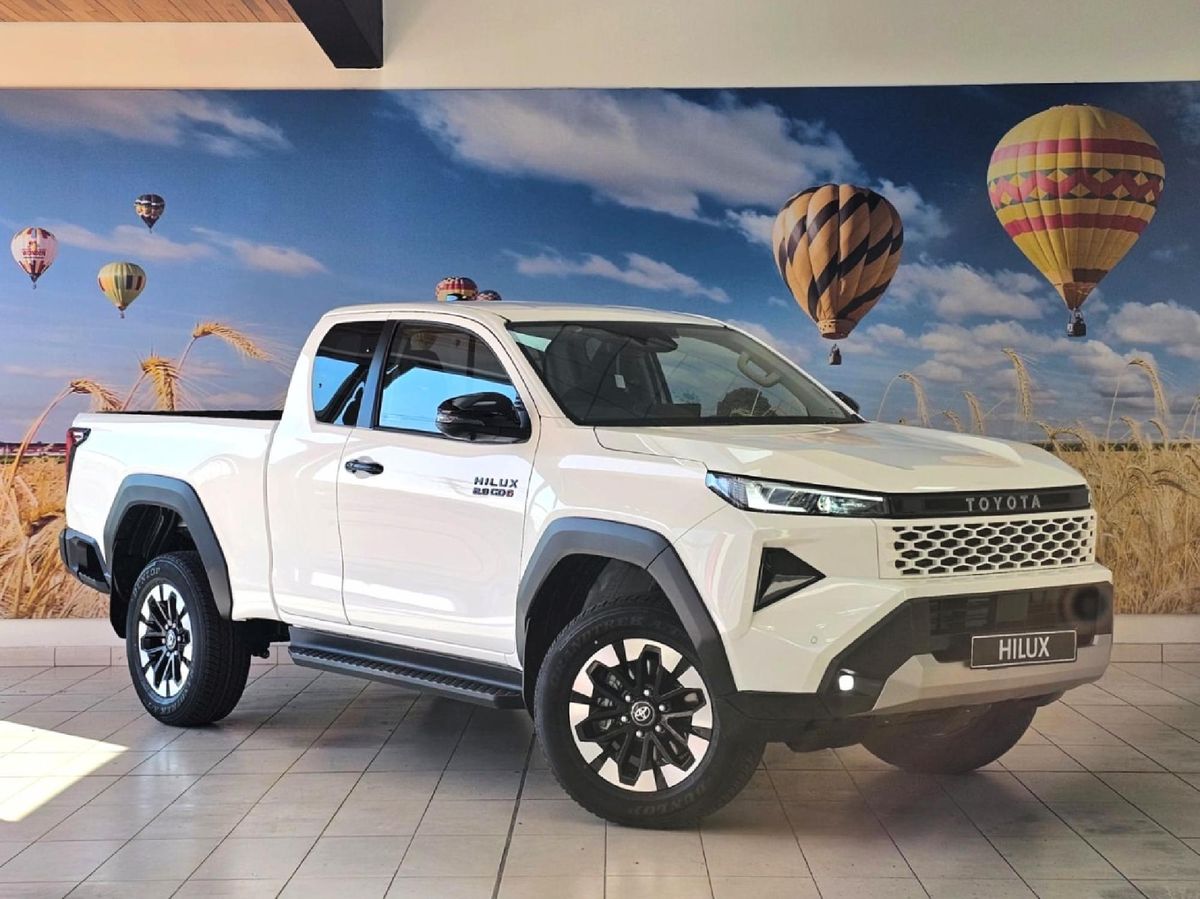 2026 Toyota Hilux 2.8 GD-6 RB Raider X Auto Extended Cab