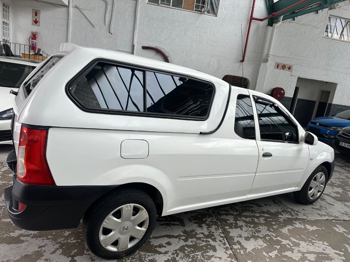 2015 Nissan NP200 1.6