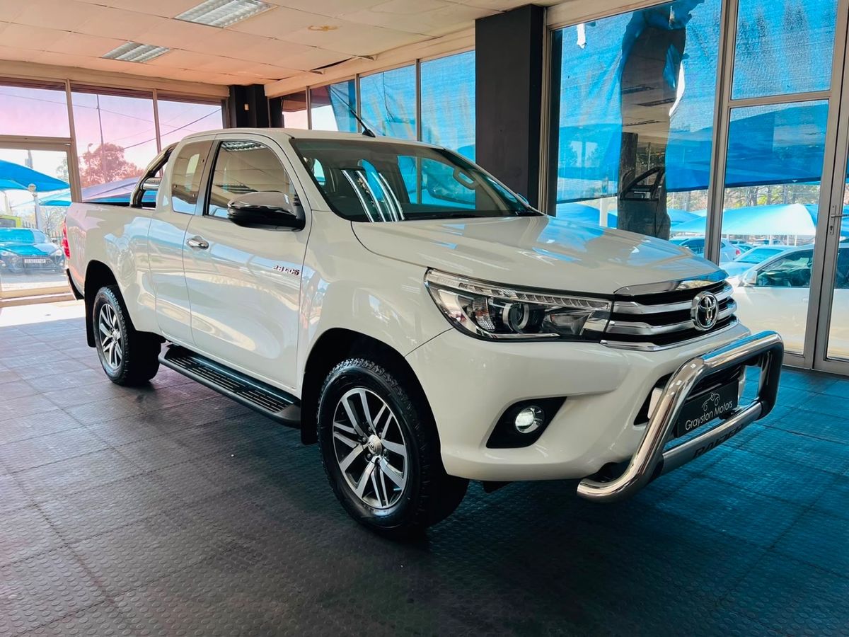 2018 Toyota Hilux 2.8 GD-6 Raised Body Raider 4x4 Extra Cab Auto