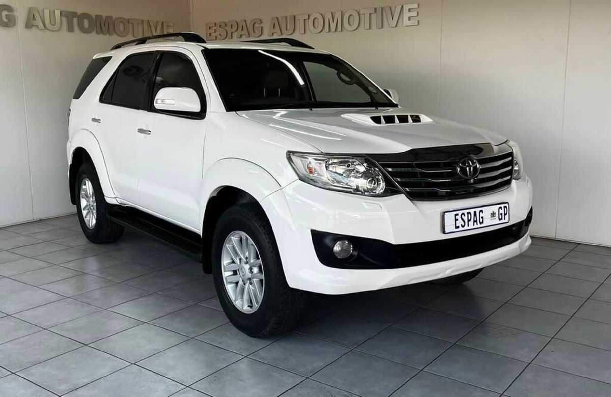 2011 Toyota Fortuner 3.0 D-4D Raised Body