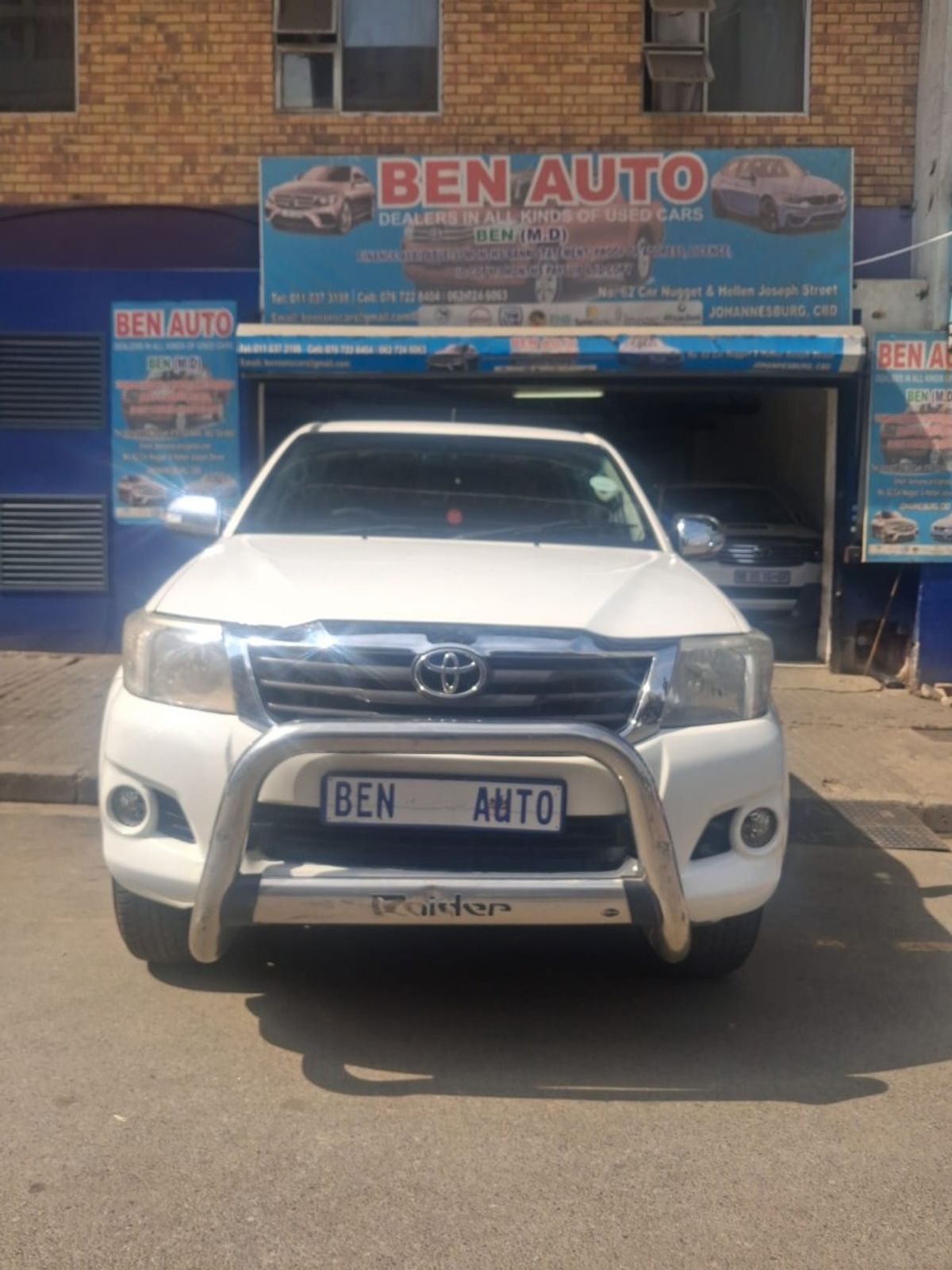 2014 Toyota Hilux 2.7 VVTi Raider Raised Body Double-Cab