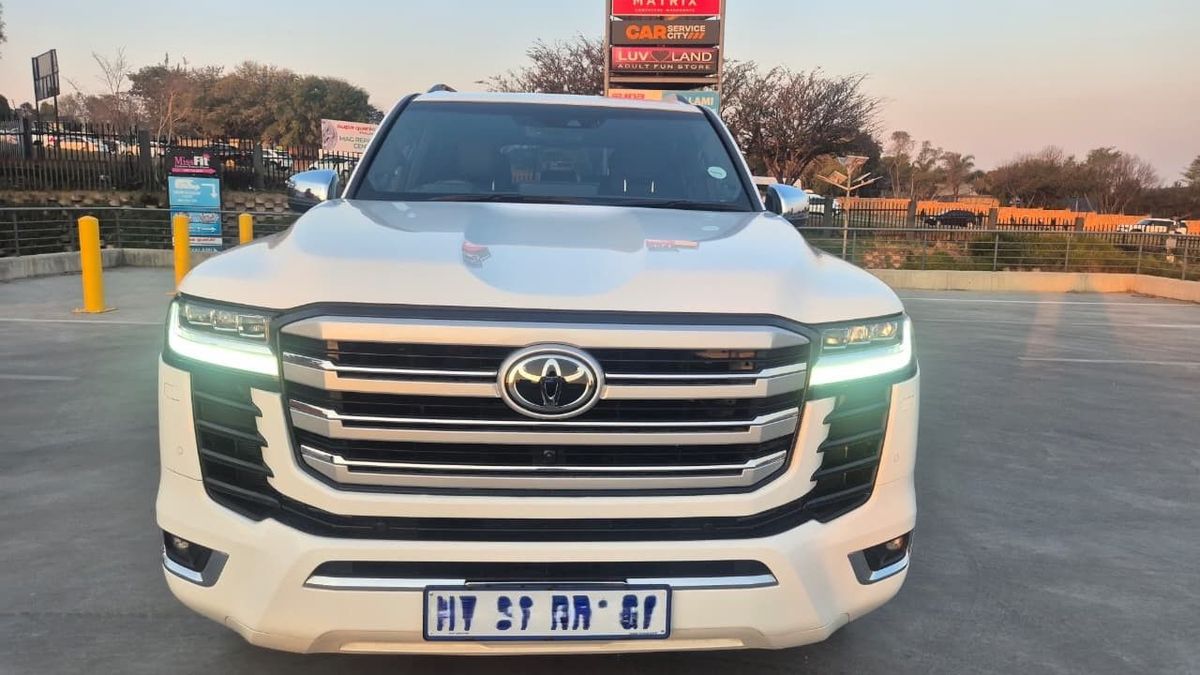 2023 Toyota Land Cruiser 300 V6 3.3 D ZX