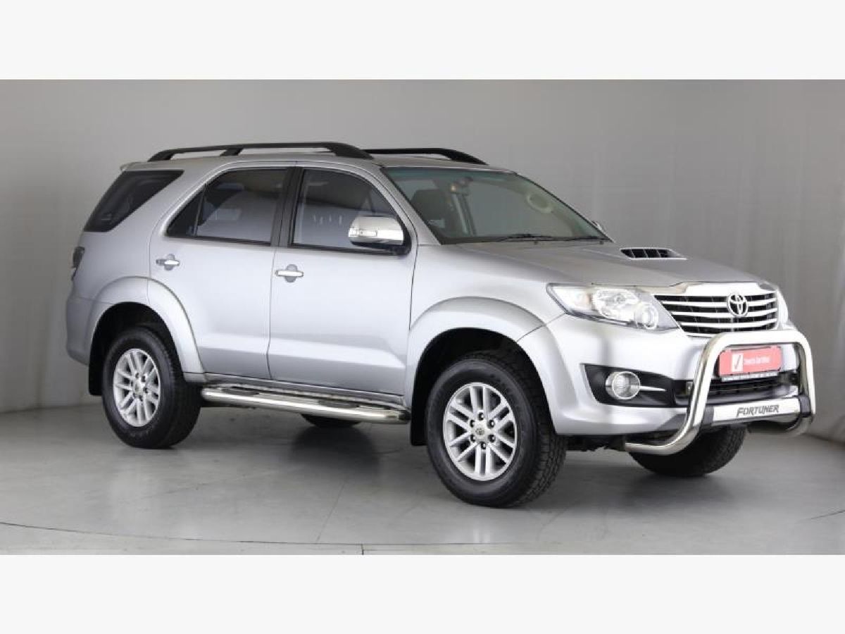 2015 Toyota Fortuner 2.5 D-4D Raised Body Auto