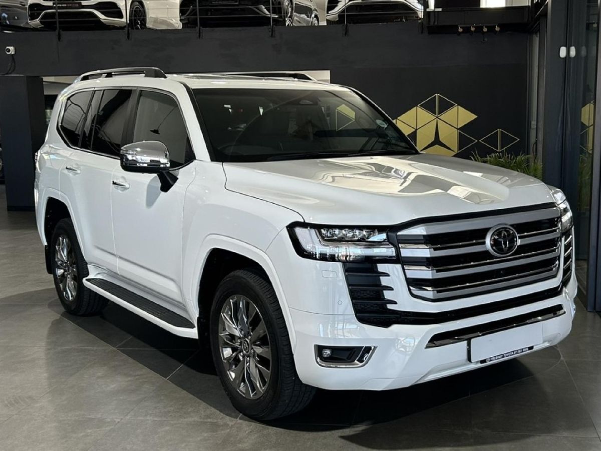 2026 Toyota Land Cruiser 300 V6 3.3D ZX