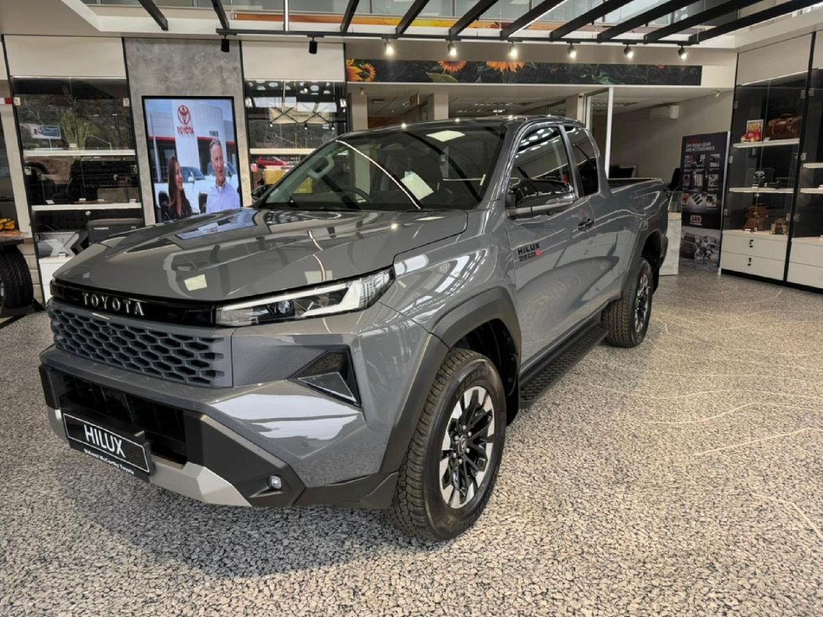 2026 Toyota Hilux 2.8 GD-6 RB Raider X Auto Extended Cab