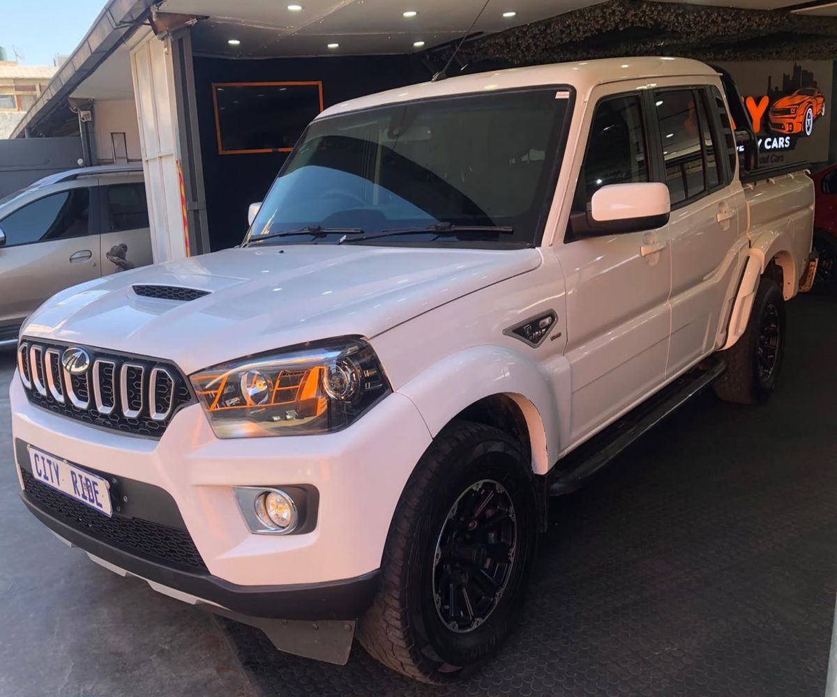 2022 Mahindra Pik Up 2.2 mHawk S6 Refresh Auto Double-Cab