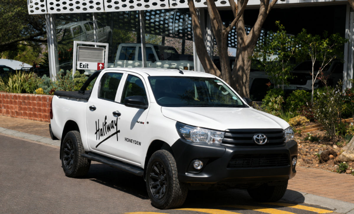 2026 Toyota Hilux 2.4 GD-6 SR 4x4 Double-Cab