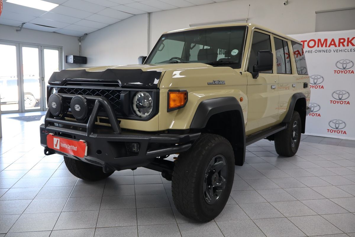 2025 Toyota Land Cruiser 76 2.8GD-6 Station Wagon LX