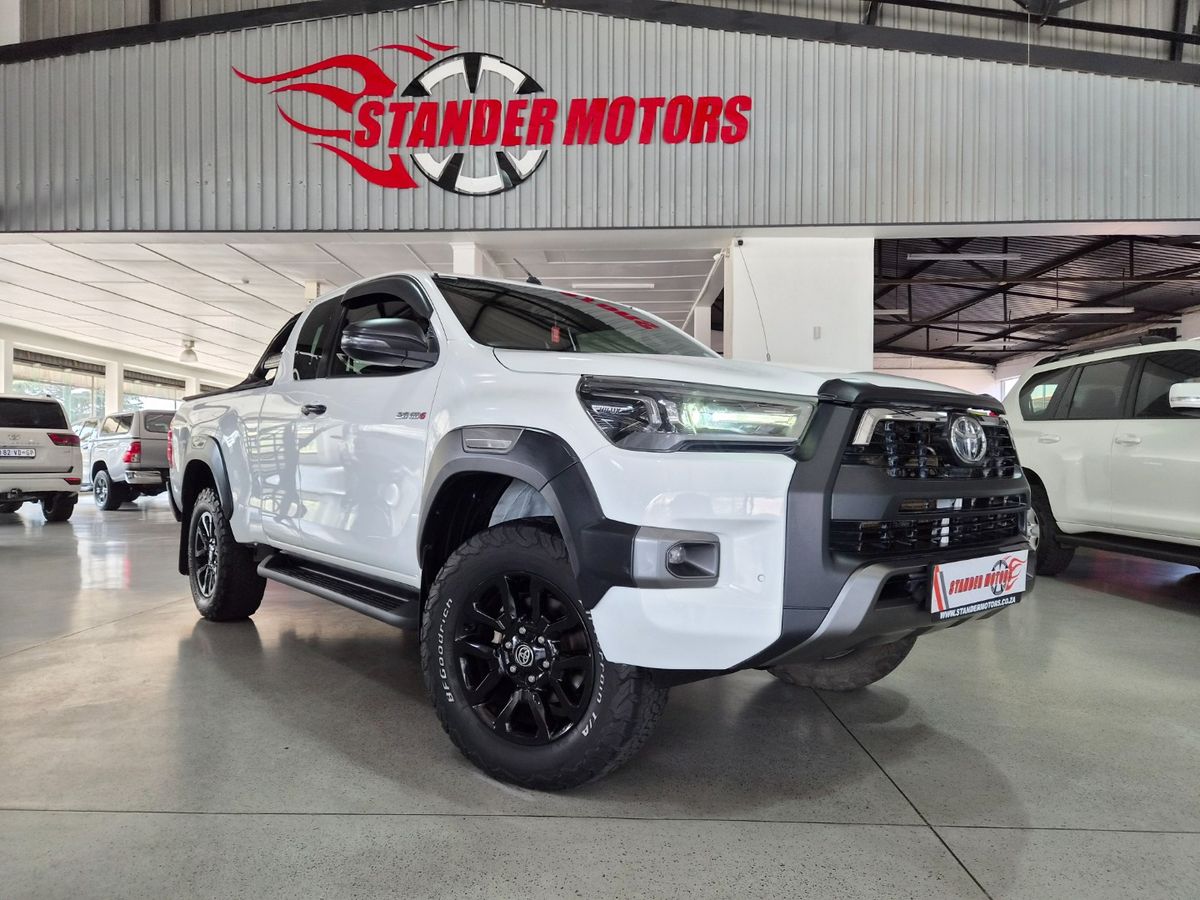 2021 Toyota Hilux 2.8 GD-6 Raised Body Legend 4x4 Extended Cab