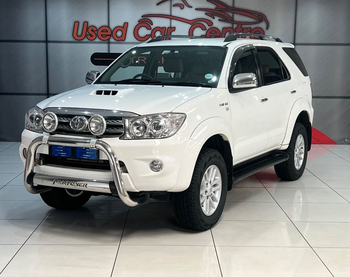 2011 Toyota Fortuner 3.0 D-4D Raised Body