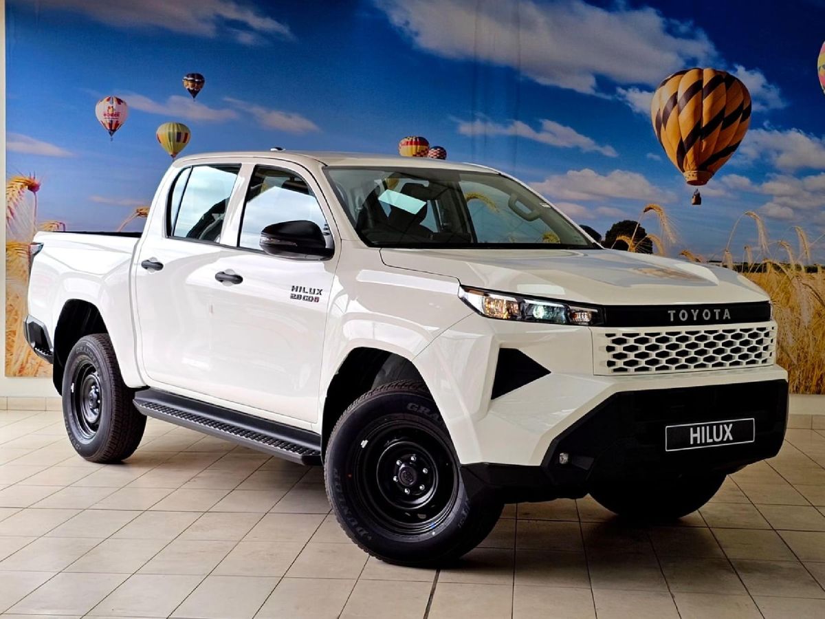2026 Toyota Hilux 2.8 GD-6 RB SRX Auto Double-Cab
