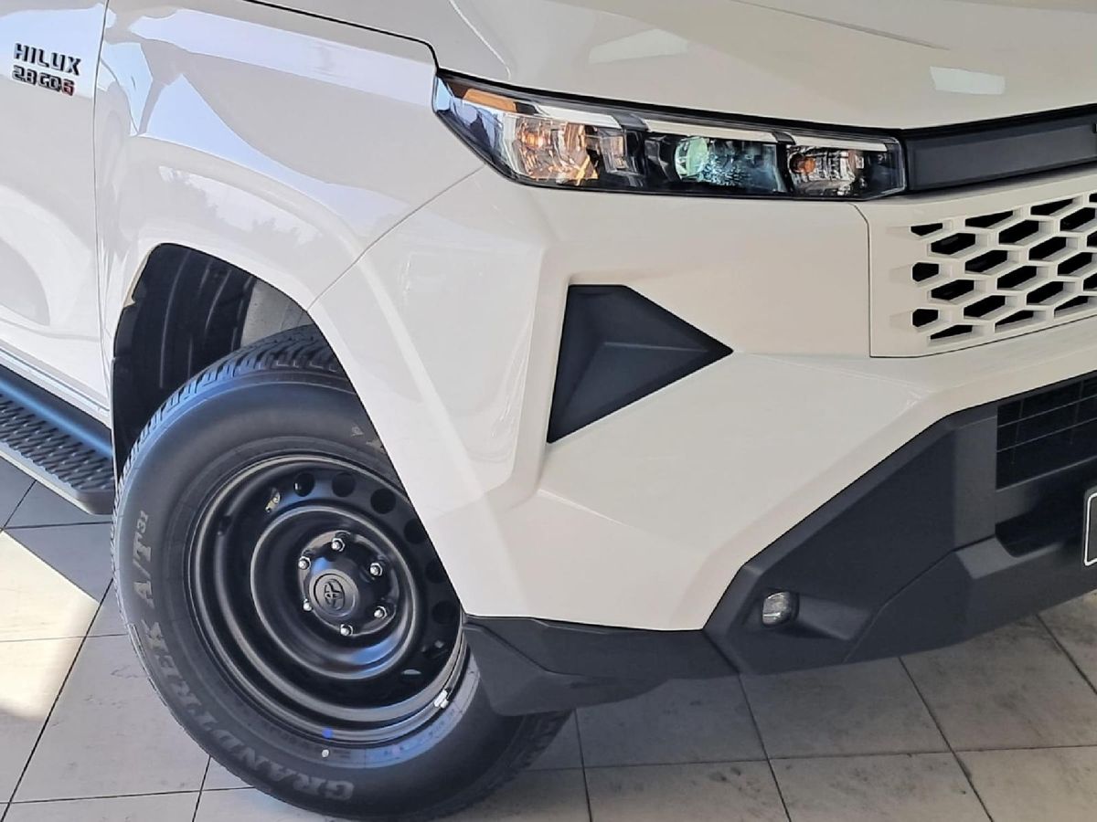 2026 Toyota Hilux 2.8 GD-6 RB SRX Auto Double-Cab
