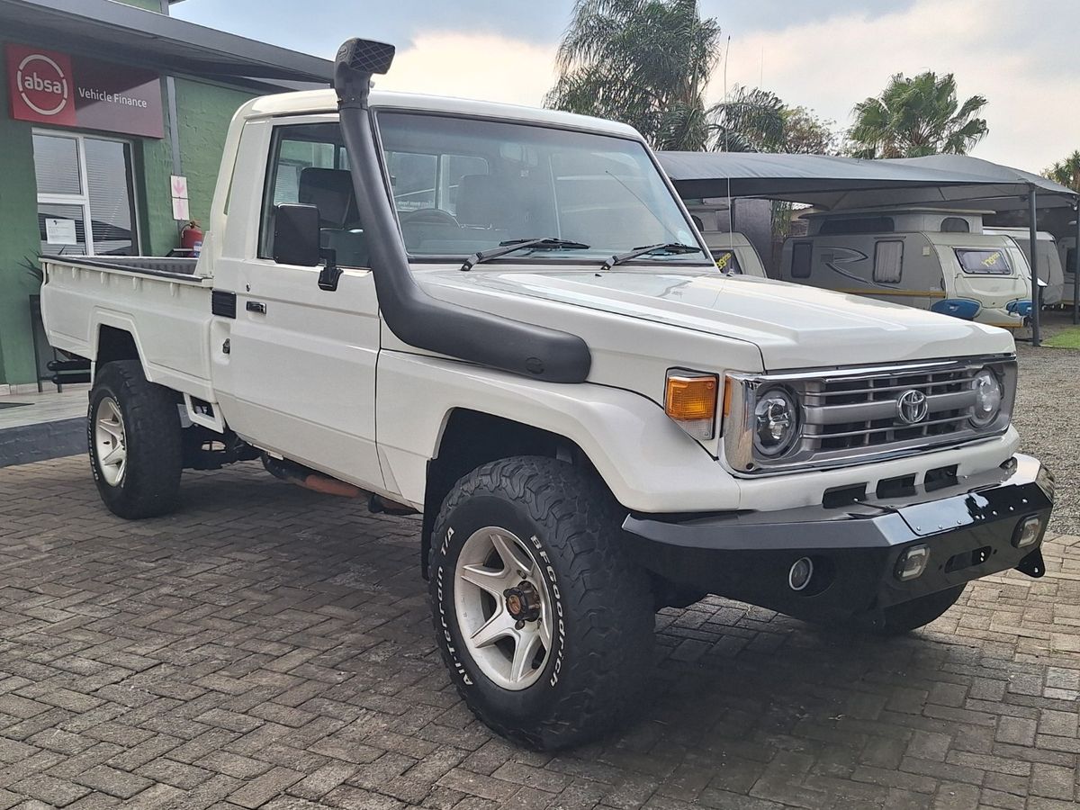 2003 Toyota Land Cruiser 70 4.2 Diesel Single-Cab